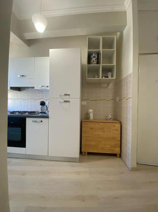 Luminoso Monolocale A 2 Passi Dalla Metro A Apartment Roma Exterior foto